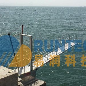海上爬梯
