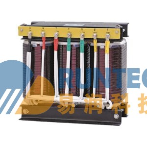 Three-phase power transformer