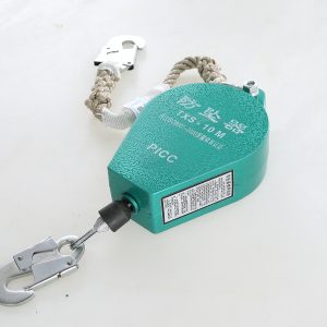 Safety lanyard with fall arrest device